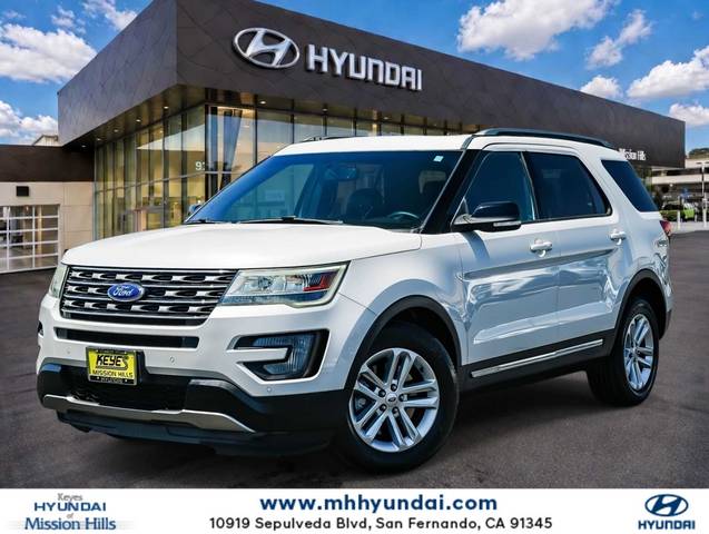 2017 Ford Explorer XLT FWD photo