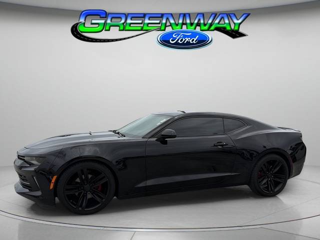 2017 Chevrolet Camaro 1LT RWD photo