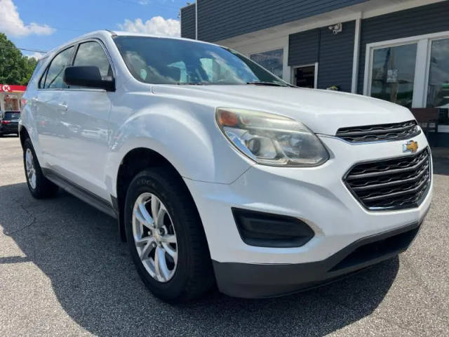 2017 Chevrolet Equinox LS AWD photo