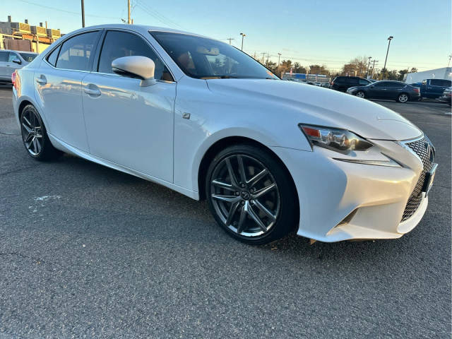 2016 Lexus IS  AWD photo