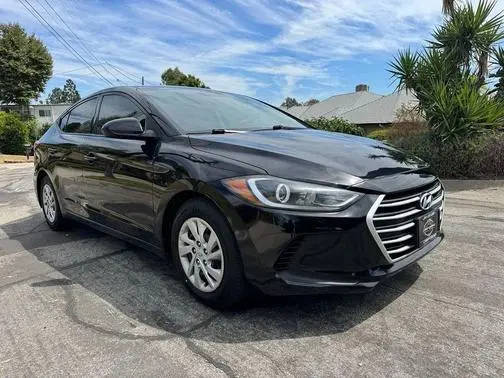 2017 Hyundai Elantra SE FWD photo