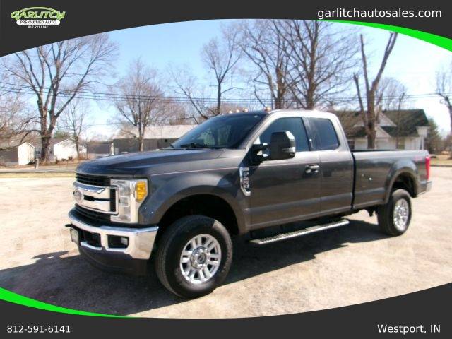 2017 Ford F-250 Super Duty XLT 4WD photo