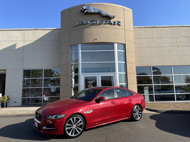 2017 Jaguar XE 35t R-Sport AWD photo