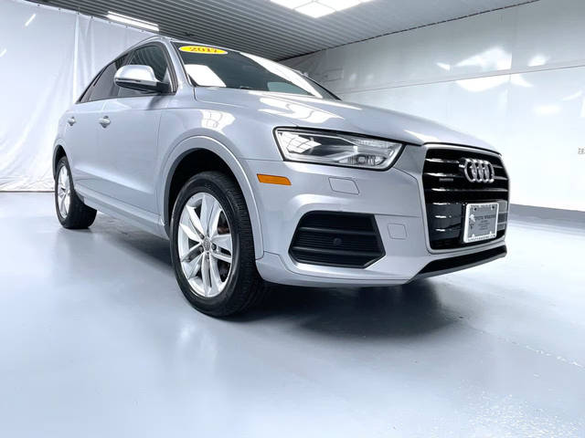 2017 Audi Q3 Premium AWD photo