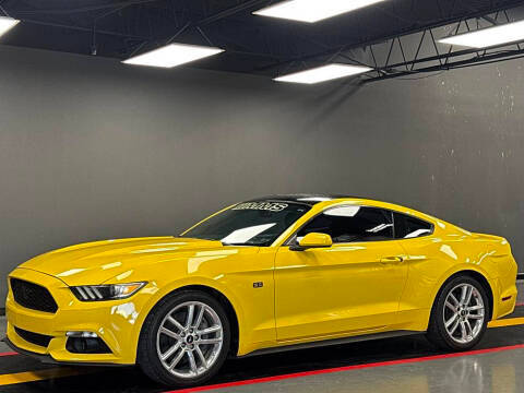 2017 Ford Mustang EcoBoost RWD photo