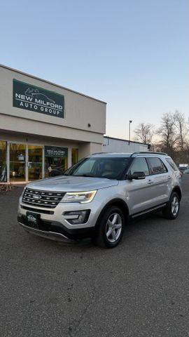 2017 Ford Explorer XLT 4WD photo