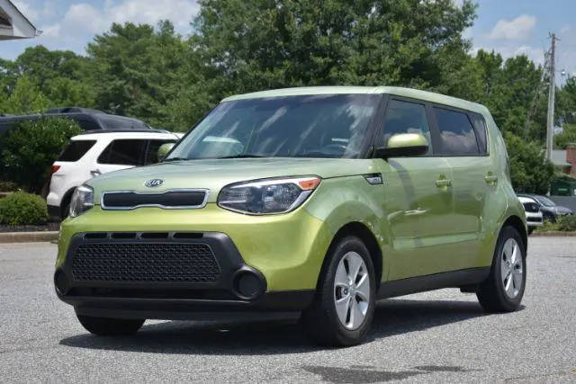 2016 Kia Soul Base FWD photo