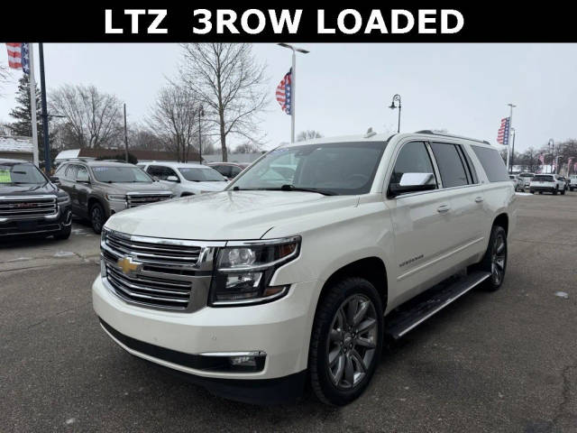 2015 Chevrolet Suburban LTZ 4WD photo