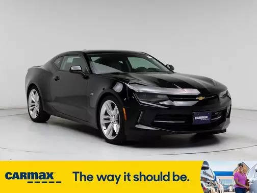 2016 Chevrolet Camaro 2LT RWD photo