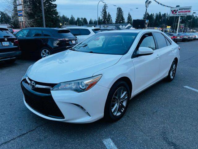 2017 Toyota Camry SE FWD photo