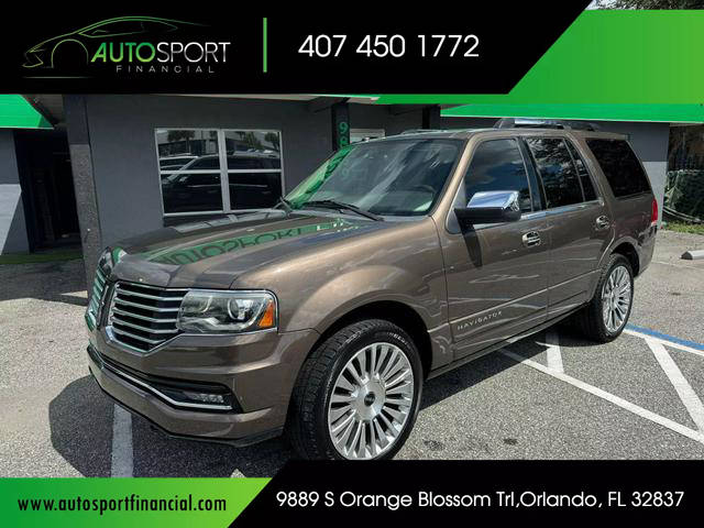 2017 Lincoln Navigator Reserve RWD photo