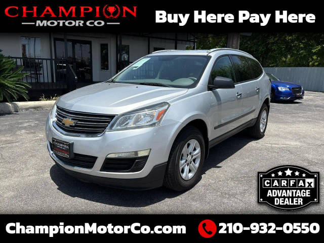 2017 Chevrolet Traverse LS FWD photo