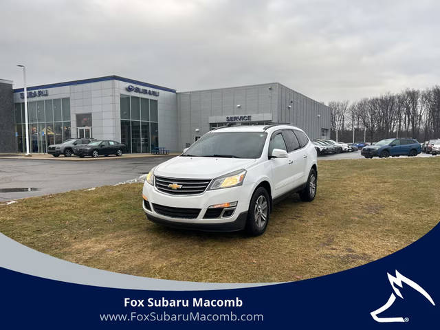 2017 Chevrolet Traverse LT FWD photo