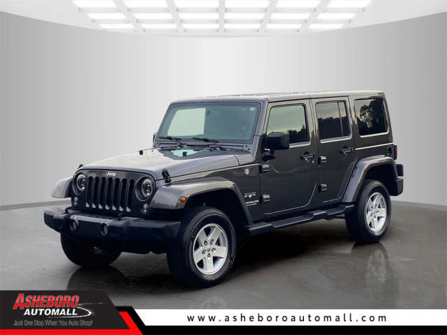 2016 Jeep Wrangler Unlimited Sahara 4WD photo