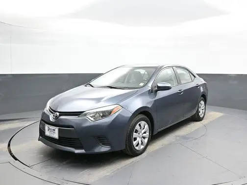 2016 Toyota Corolla LE FWD photo