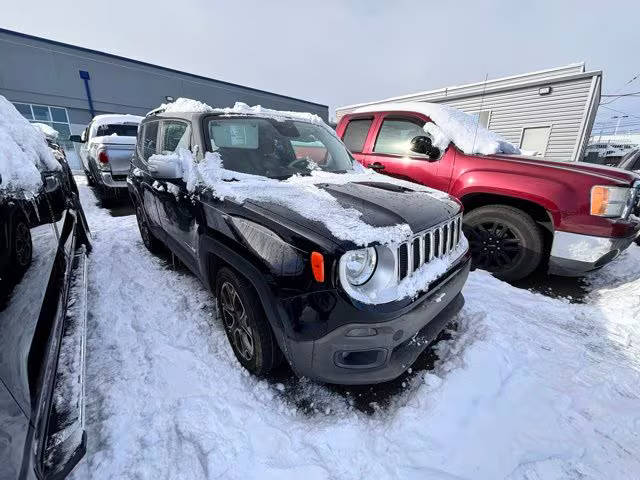 2016 Jeep Renegade Limited FWD photo