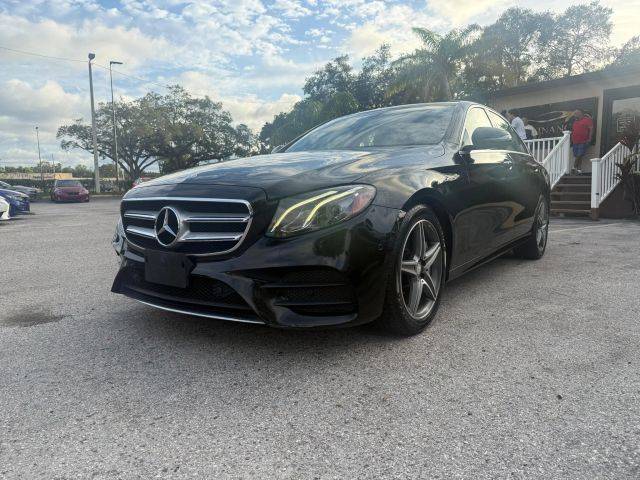 2017 Mercedes-Benz E-Class E 300 Sport RWD photo