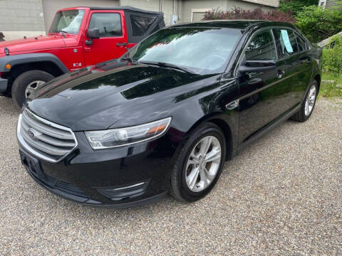 2016 Ford Taurus SEL AWD photo