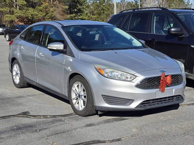 2015 Ford Focus SE FWD photo