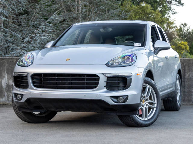 2016 Porsche Cayenne AWD photo