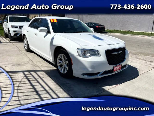 2015 Chrysler 300 Limited RWD photo