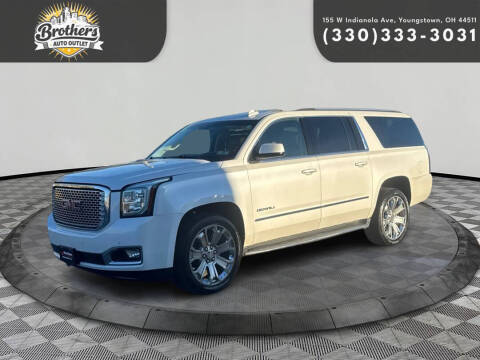 2016 GMC Yukon XL Denali 4WD photo