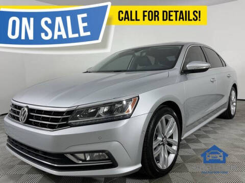 2016 Volkswagen Passat 3.6L V6 SEL Premium FWD photo