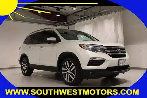 2016 Honda Pilot Touring AWD photo