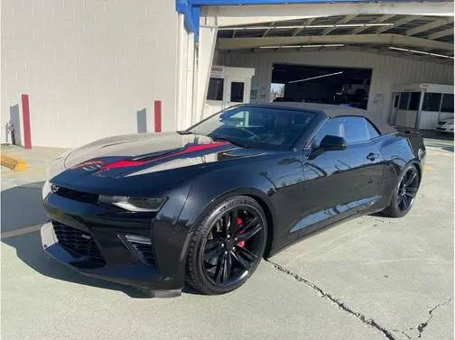 2017 Chevrolet Camaro 2SS RWD photo