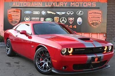 2016 Dodge Challenger SRT 392 RWD photo