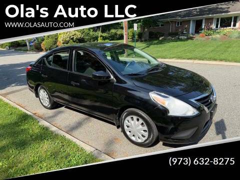 2016 Nissan Versa S FWD photo