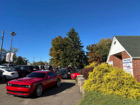 2016 Dodge Challenger SRT Hellcat RWD photo