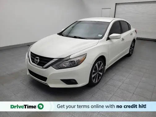 2016 Nissan Altima FWD photo
