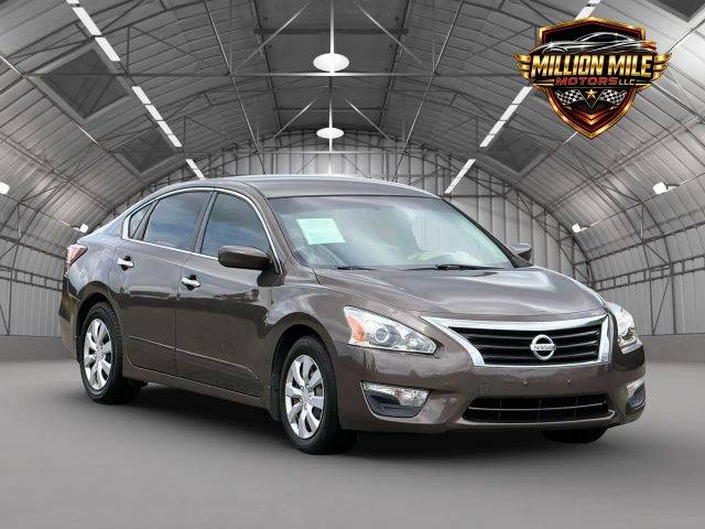 2015 Nissan Altima 2.5 S FWD photo