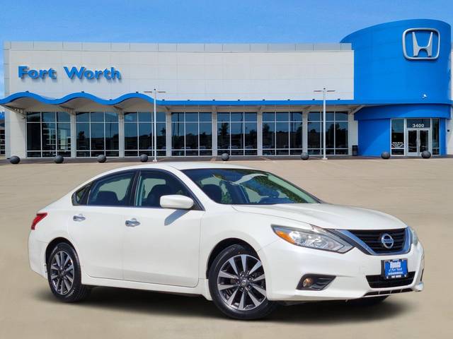 2016 Nissan Altima 2.5 SV FWD photo