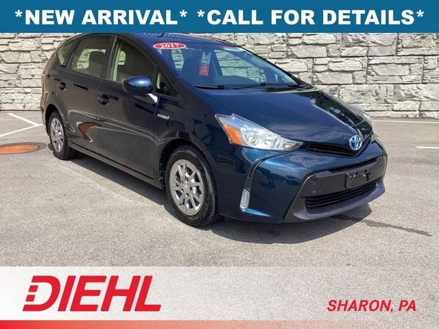 2017 Toyota Prius v Four FWD photo