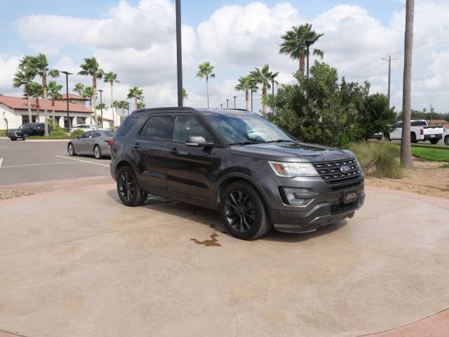 2017 Ford Explorer XLT FWD photo