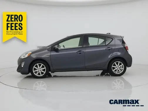 2016 Toyota Prius c Three FWD photo