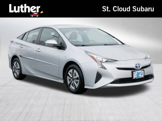 2016 Toyota Prius Three FWD photo