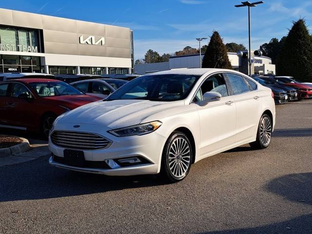 2017 Ford Fusion SE FWD photo