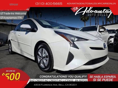 2016 Toyota Prius Three FWD photo