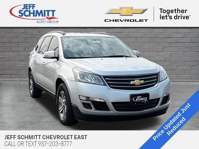2017 Chevrolet Traverse LT FWD photo