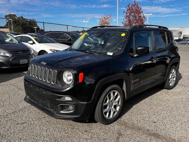 2016 Jeep Renegade Latitude FWD photo