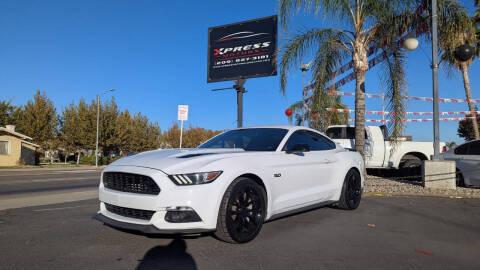 2017 Ford Mustang GT Premium RWD photo