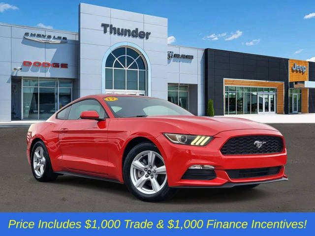 2017 Ford Mustang V6 RWD photo