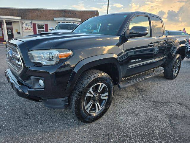 2016 Toyota Tacoma TRD Sport RWD photo
