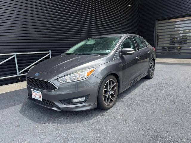 2016 Ford Focus SE FWD photo