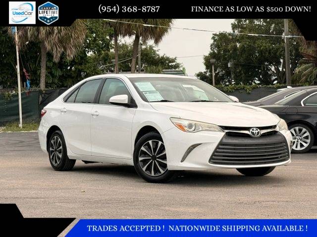 2017 Toyota Camry FWD photo