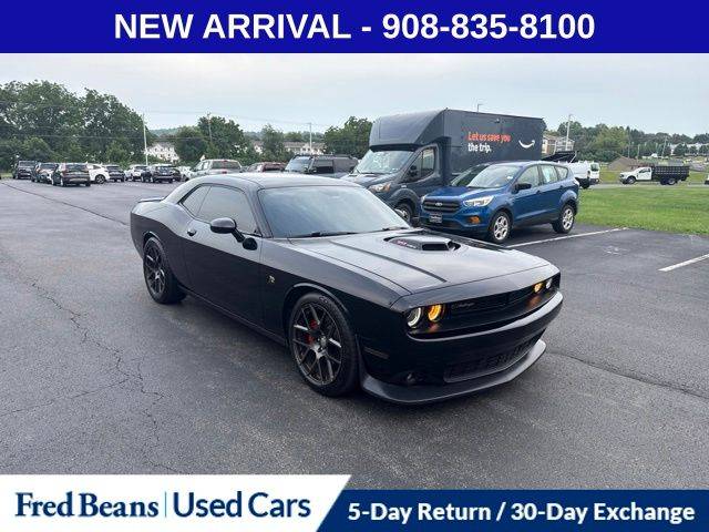 2016 Dodge Challenger 392 Hemi Scat Pack Shaker RWD photo