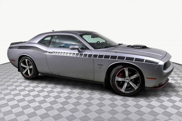 2016 Dodge Challenger R/T Plus Shaker RWD photo